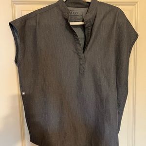 Gray Figs set!! Worn a few times with a couple of pulls.